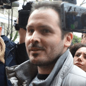 Garlasco, i consulenti di Sempio: "Il killer di Chiara Poggi indossa scarpe taglia 40. Impronta 33? Non è di Andrea" Garlasco, i consulenti di Sempio: "Il killer di Chiara Poggi indossa scarpe taglia 40. Impronta 33? Non è di Andrea"