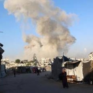 Gaza, Netanyahu ordina raid: "Tregua violata". Vance: "Solo scaramucce" Gaza, Netanyahu ordina raid: "Tregua violata". Vance: "Solo scaramucce"