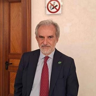 Fumo: Perrone (Aiom), 'in Italia causa 93mila morti l'anno, strage che costa a Ssn 25 mld' Fumo: Perrone (Aiom), 'in Italia causa 93mila morti l'anno, strage che costa a Ssn 25 mld'