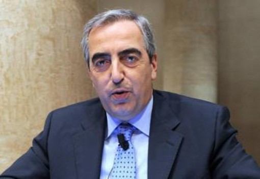 Le 70 primavere di Gasparri, una vita dedicata alla politica con passione per la Roma e versi poetici Le 70 primavere di Gasparri, una vita dedicata alla politica con passione per la Roma e versi poetici