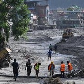 Alluvione in Nepal, 750 morti e oltre tremila dispersi nel fango: avanti i soccorsi Alluvione in Nepal, 750 morti e oltre tremila dispersi nel fango: avanti i soccorsi