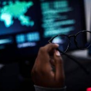 Russia, operazione 'Matryoshka': così la fabbrica di fake news del Cremlino punta sull'Italia