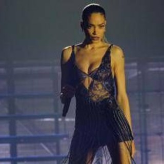 Elodie a sorpresa annuncia 'Show 2027', si parte da Ancona