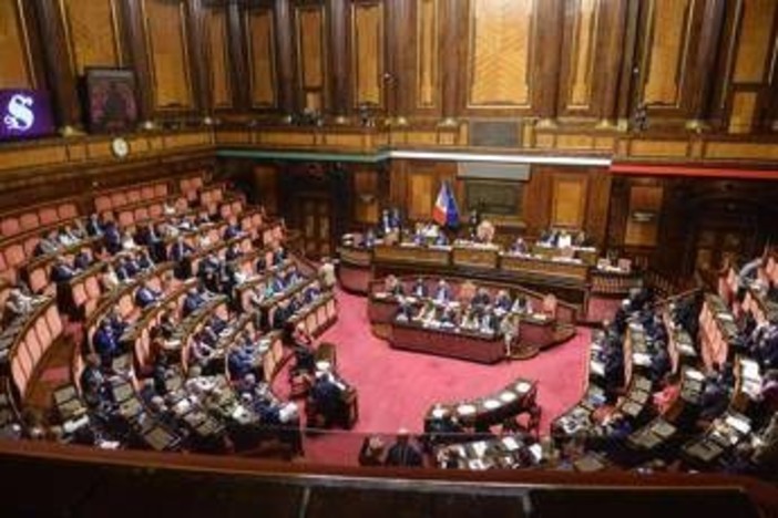 Ddl anti-stupro, battuta d'arresto al Senato e bufera opposizioni: &quot;Smentito patto Meloni-Schlein&quot;