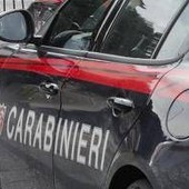Torino, tenta di uccidere la madre con la sparachiodi e chiama il 112 Torino, tenta di uccidere la madre con la sparachiodi e chiama il 112