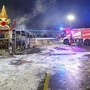 Firenze, incendio in deposito Autolinee Toscane: 12 bus distrutti e 7 danneggiati Firenze, incendio in deposito Autolinee Toscane: 12 bus distrutti e 7 danneggiati