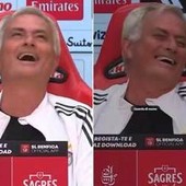 Mourinho e il giornalista, botta e risposta comico in conferenza