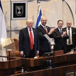 Trump alla Knesset: &quot;Oggi alba storica per un nuovo Medio Oriente&quot;