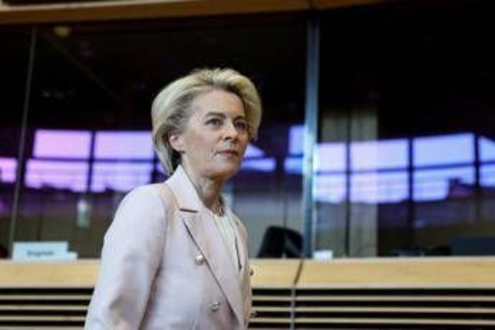 Ue, von der Leyen 'mette in riga' commissari: "Troppe fughe di notizie" Ue, von der Leyen 'mette in riga' commissari: "Troppe fughe di notizie"