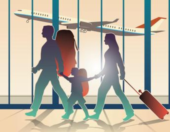Caro vacanze: in 10 anni prezzi voli +193%, traghetti +92% e alberghi +69% Caro vacanze: in 10 anni prezzi voli +193%, traghetti +92% e alberghi +69%