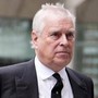 Gb, ex principe Andrea indagato per presunti reati sessuali Gb, ex principe Andrea indagato per presunti reati sessuali