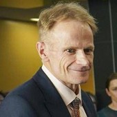 Morto Richard Scolyer, medico che sperimentò su se stesso cura contro tumore cerebrale Morto Richard Scolyer, medico che sperimentò su se stesso cura contro tumore cerebrale