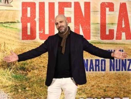 Checco Zalone inarrestabile, il suo 'Buen Camino' supera i 53 milioni di euro Checco Zalone inarrestabile, il suo 'Buen Camino' supera i 53 milioni di euro