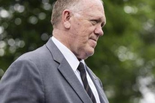 Minneapolis, lo 'zar dei confini' Homan: "Tolleranza zero per chi minaccia agenti, Ice deve essere migliorata"