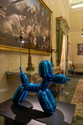 Arte, tributo a Jeff Koons al Palazzo Reale di Palermo Arte, tributo a Jeff Koons al Palazzo Reale di Palermo