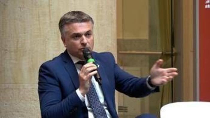 Blue economy, Rixi: "Italia deve investire di più sul mare e avere regoli comuni"