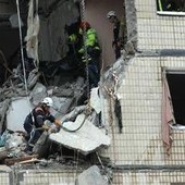 Ucraina, nessuna tregua: morti in attacco russo con droni a Dnipro Ucraina, nessuna tregua: morti in attacco russo con droni a Dnipro