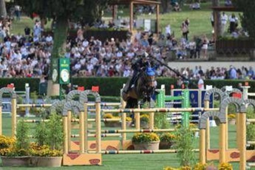 Piazza di Siena da record, 77mila spettatori per l'edizione del Centenario e boom social Piazza di Siena da record, 77mila spettatori per l'edizione del Centenario e boom social