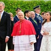 Il Papa a Madrid: "Preoccupato per l'Ucraina, l'Iran  non è una guerra giusta"