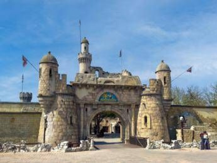 Mirabilandia al fianco di Maratona di Ravenna città d’arte Mirabilandia al fianco di Maratona di Ravenna città d’arte