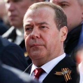 Trump e l'ultimatum a Putin sull'Ucraina, la replica di Medvedev: "Gioca, ma rischia guerra contro Usa" Trump e l'ultimatum a Putin sull'Ucraina, la replica di Medvedev: "Gioca, ma rischia guerra contro Usa"