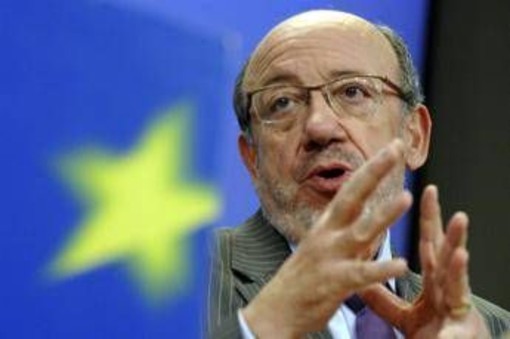 Il tributo di Louis Michel a Emma Bonino: "Condividevamo tutto, eravamo veri liberali" Il tributo di Louis Michel a Emma Bonino: "Condividevamo tutto, eravamo veri liberali"