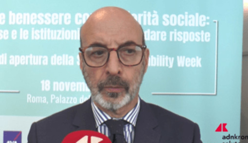 Sanità, Annicchiarico (Veneto): "Ssn pubblico elemento su cui investire" Sanità, Annicchiarico (Veneto): "Ssn pubblico elemento su cui investire"