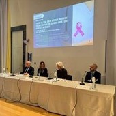 Cancro al seno avanzato, Aifa approva nuova terapia mirata