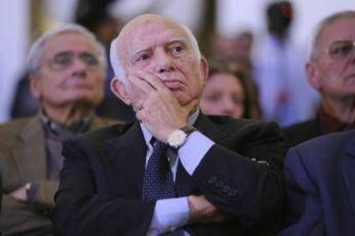 Sanità, l'appello di Cirino Pomicino: &quot;Sto male e mi serve farmaco ospedaliero, aiutatemi&quot;