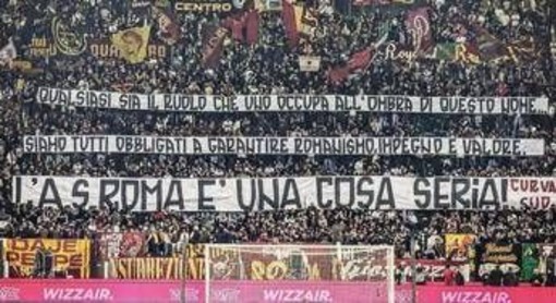 Gasperini-Ranieri, Curva sud risponde: "La Roma è una cosa seria". Per l'allenatore gli applausi dell'Olimpico