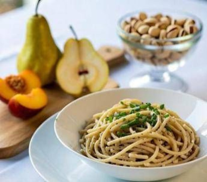 Il 'potere' delle fibre, la dieta aiuta a vivere di più e protegge il cervello Il 'potere' delle fibre, la dieta aiuta a vivere di più e protegge il cervello