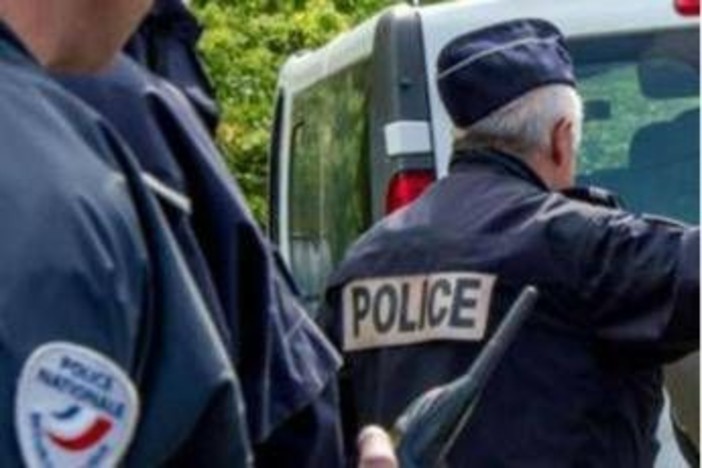 Francia, studente accoltella a morte collaboratrice scolastica