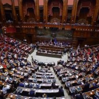 Manovra oggi alla Camera, lunedì il voto sulla fiducia Manovra oggi alla Camera, lunedì il voto sulla fiducia