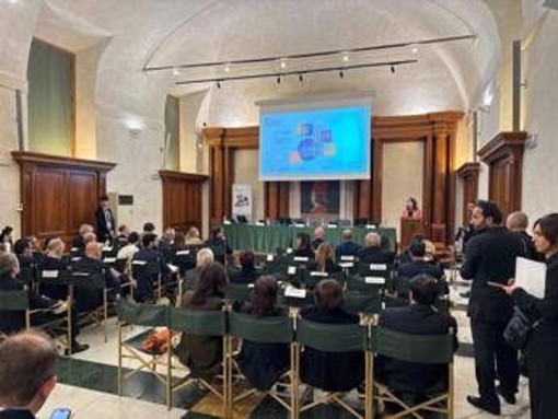 Edufin Index: "4 italiani su 10 raggiungono sufficienza in educazione finanziaria e assicurativa" Edufin Index: "4 italiani su 10 raggiungono sufficienza in educazione finanziaria e assicurativa"