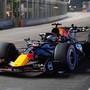 Verstappen padrone a Singapore: pole davanti a Leclerc e Hamilton Verstappen padrone a Singapore: pole davanti a Leclerc e Hamilton
