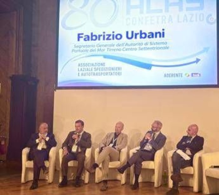 Civitavecchia, Urbani (AdSP MTCS): "Rafforzare i collegamenti del porto col sistema produttivo del Lazio" Civitavecchia, Urbani (AdSP MTCS): "Rafforzare i collegamenti del porto col sistema produttivo del Lazio"