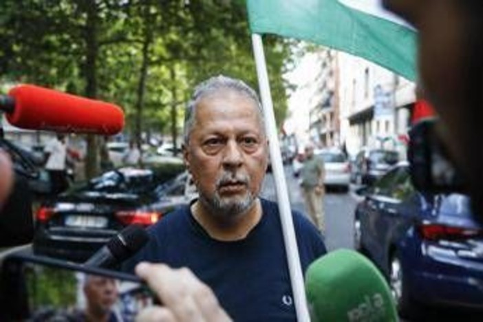 'Daspo' per Hannoun, il Questore: &quot;E' pericoloso, non potrà tornare a Milano per un anno&quot;