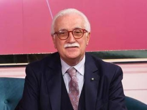 La volta buona, caos in studio: Calabrese contro la dieta paleolitica La volta buona, caos in studio: Calabrese contro la dieta paleolitica