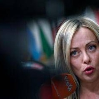Ue, no ai soldati in Ucraina e prudenza sugli asset russi: la linea di Meloni in vista del Consiglio
