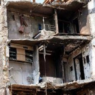 Ucraina, nuovi attacchi russi su Kiev: tre morti tra cui un bambino Ucraina, nuovi attacchi russi su Kiev: tre morti tra cui un bambino