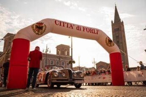 Mille Miglia, oggi la tappa tra Adriatico e Tirreno