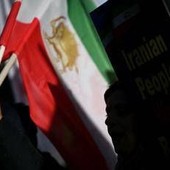 Iran, Trump vorrebbe "azione militare rapida e decisiva". Comandante Pasdaran: "Pronti a rispondere"