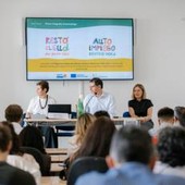 Piano integrato Autoimpiego: la formazione iniziale e i due tipi di tutoraggio Piano integrato Autoimpiego: la formazione iniziale e i due tipi di tutoraggio