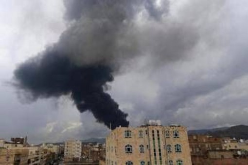 Yemen, raid di Israele su Sana'a'. Houthi: &quot;Almeno 6 morti e 86 feriti&quot;