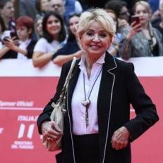 Verissimo, torna Enrica Bonaccorti in studio: la battaglia contro il tumore Verissimo, torna Enrica Bonaccorti in studio: la battaglia contro il tumore