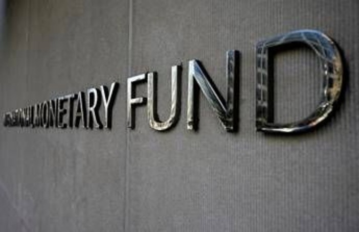 Vola il debito di Gb e Francia, lo spettro del Fondo monetario sulle manovre future