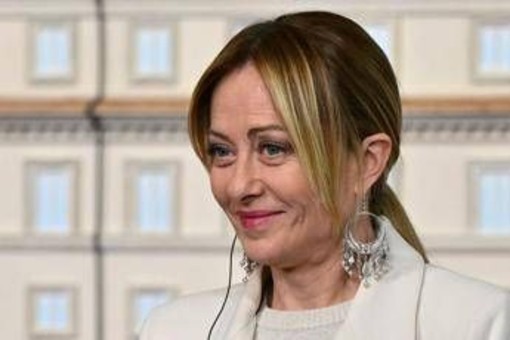 Meloni: "Hormuz deve riaprire senza pedaggi e restrizioni. Italia pronta a contribuire a navigazione sicura" Meloni: "Hormuz deve riaprire senza pedaggi e restrizioni. Italia pronta a contribuire a navigazione sicura"