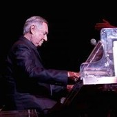 È morto Neil Sedaka, addio alla leggenda del pop americano È morto Neil Sedaka, addio alla leggenda del pop americano