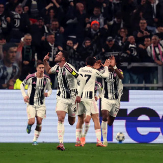 Juventus-Sporting Lisbona 1-1, Vlahovic risponde ad Araujo