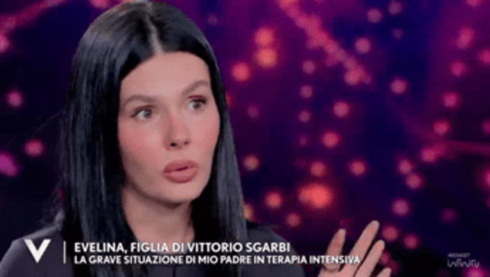 Vittorio Sgarbi, la figlia Evelina: "Ho tanta paura per papà. Avevo ragione, non era solo depressione"